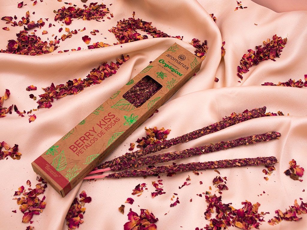 Organic Incense Sticks 6 u (With Natural Leaves, Flowers, Peels) - Aromanza